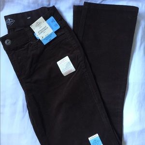 St. John’s Bay Women’s Straight Leg BROWN Corduroy Pants